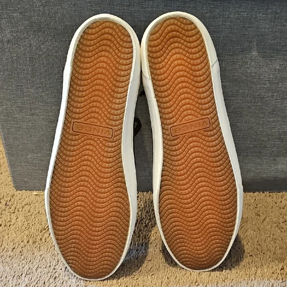 Vince Parker-B, Coastal MU Sneakers - Picture 5 of 8